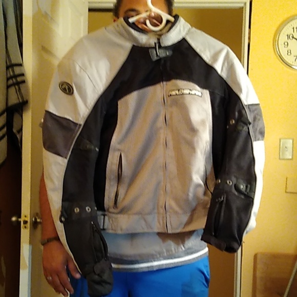 Fieldsheer Riding Jacket Size Small - Picture 3 of 4